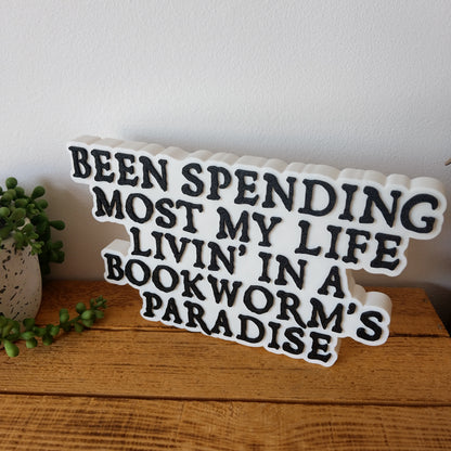Bookworm's Paradise Sign
