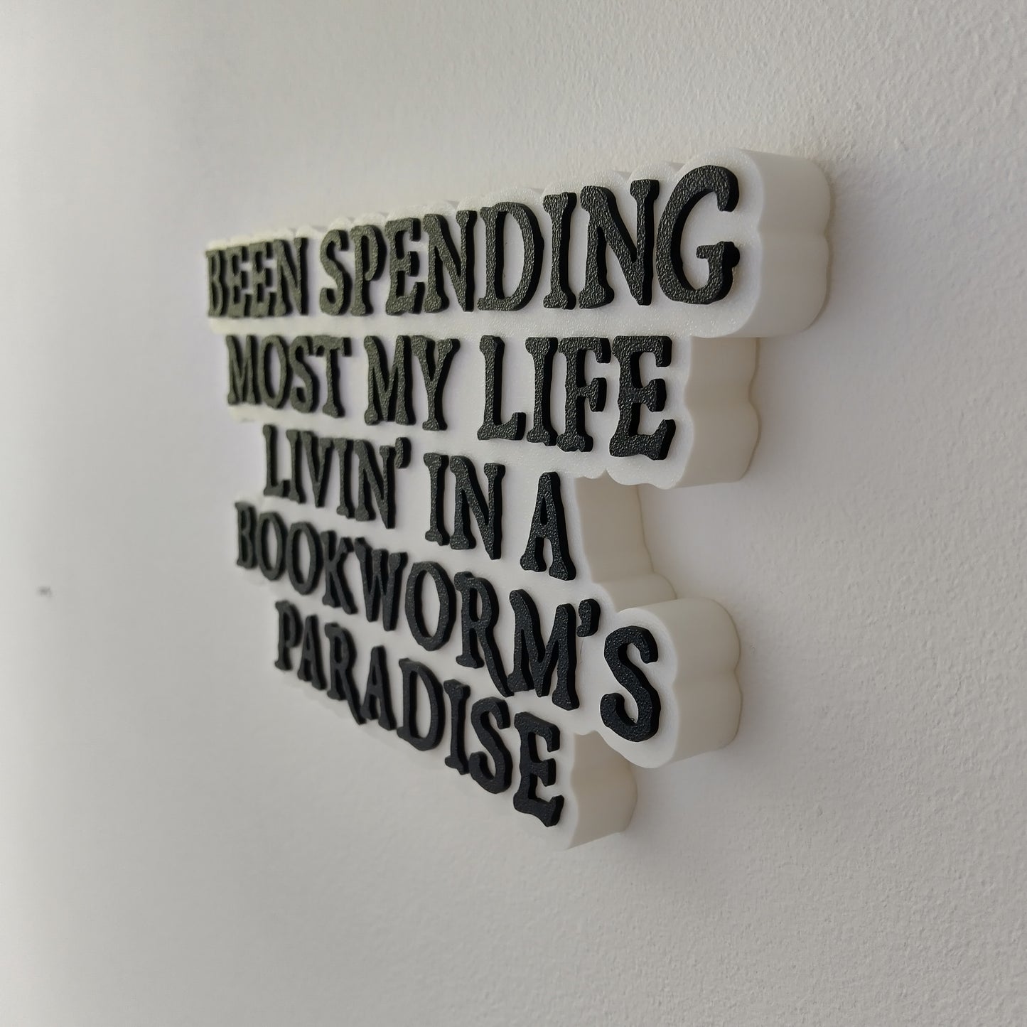 Bookworm's Paradise Sign