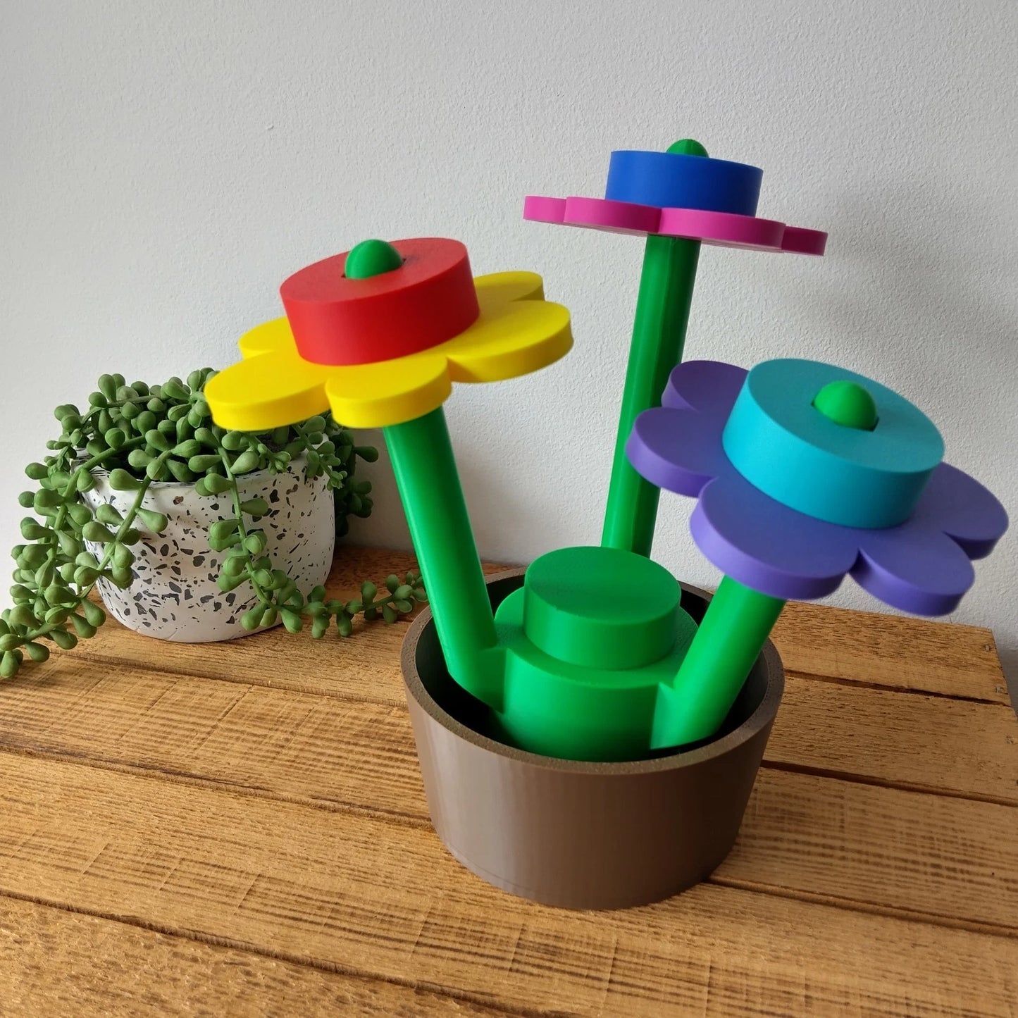Large Circus V2 Brick Flowers & Pot